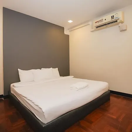 Go Inn Silom - Bts Saint Louis Bangkok Exterior photo