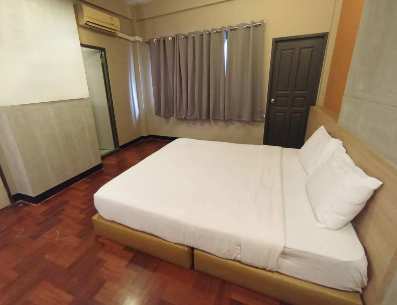 Go Silom - Bts Saint Louis Apartemen *
